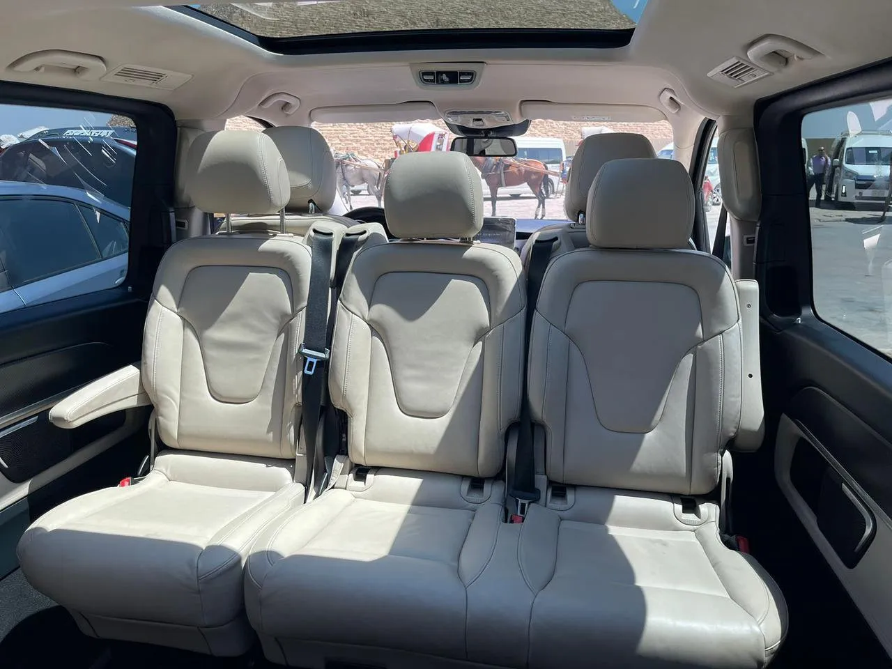 Mercedes Viano / V-Class gallery image 9